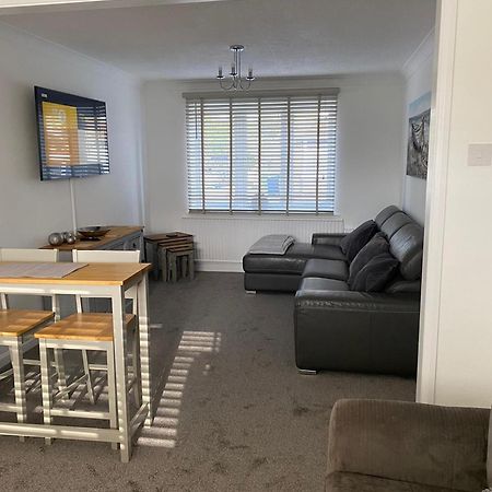 Riverside Park Ground Floor Apartment - St Neots Exterior foto